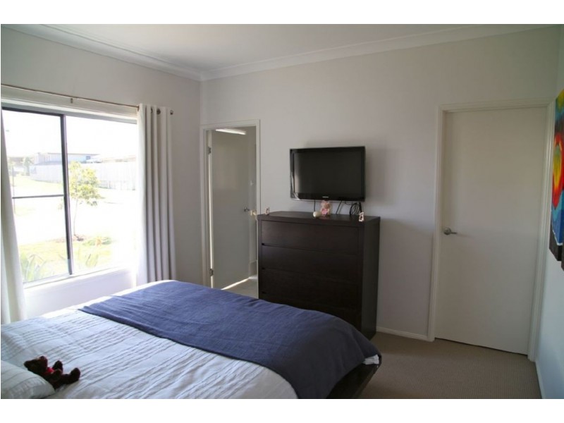 33 Mersey Street, North Lakes QLD 4509