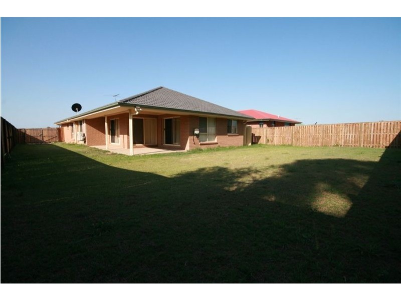 12 Wakeham Street, Kallangur QLD 4503