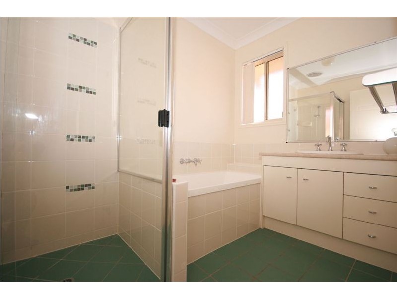 12 Wakeham Street, Kallangur QLD 4503