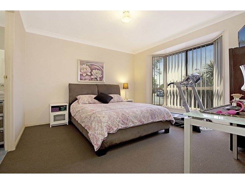 10 Monaghan Crescent, North Lakes QLD 4509