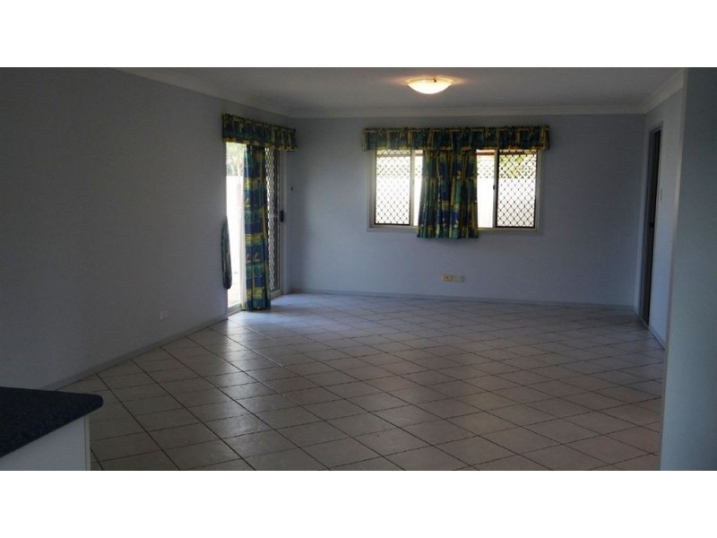 6 Parkway Street, Rothwell QLD 4022