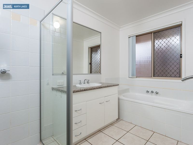 16 Ultramarine Parade, Griffin QLD 4503