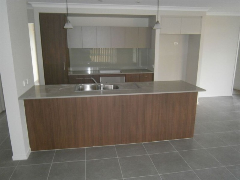 15 Uhlman Street, Mango Hill QLD 4509