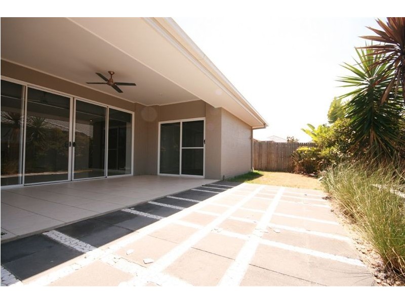 5 Grebe Circuit, North Lakes QLD 4509