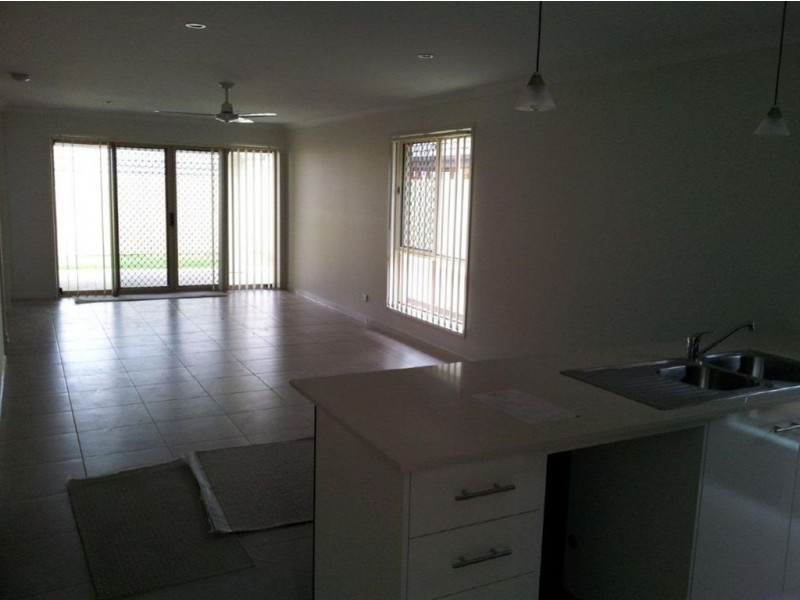 4 Philp Street, North Lakes QLD 4509