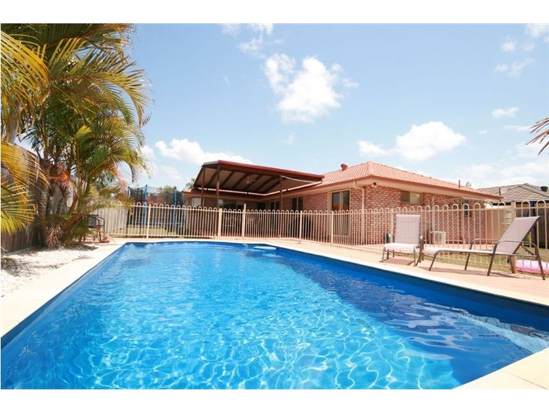 6 Davenport Parade, North Lakes QLD 4509