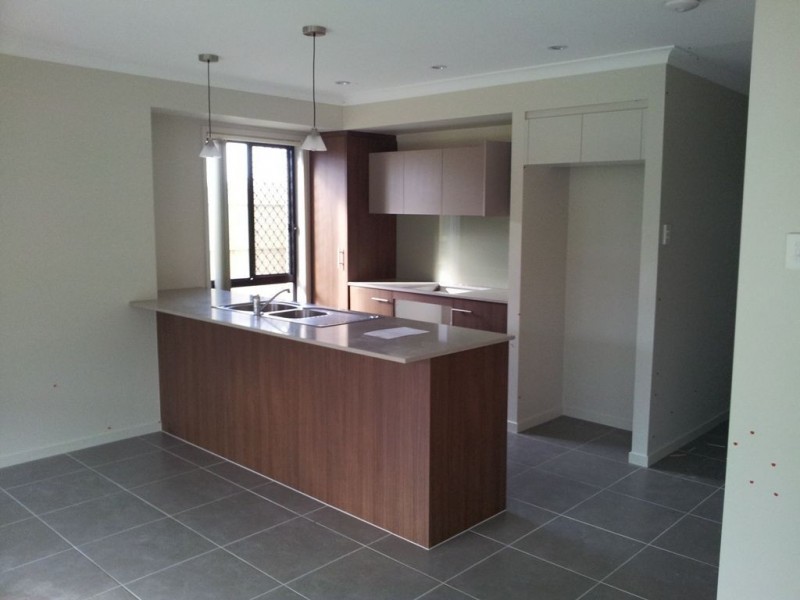 40 Cowen Terrace, North Lakes QLD 4509