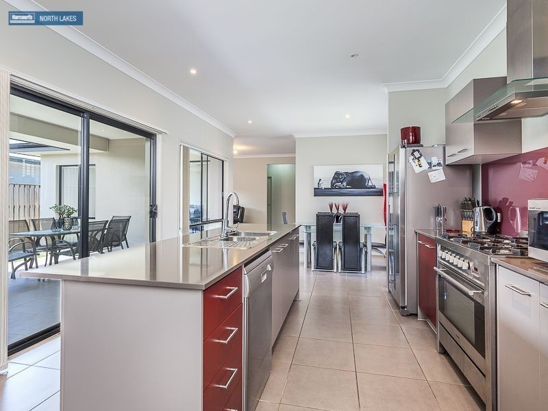 18 Ballesteros Street, North Lakes QLD 4509