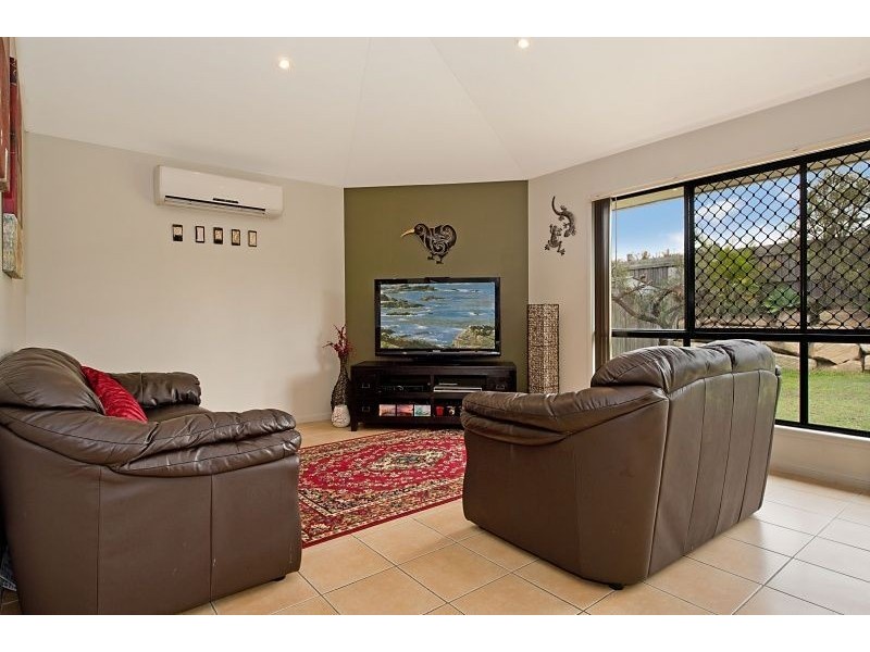 8 Dorrigo Court, North Lakes QLD 4509