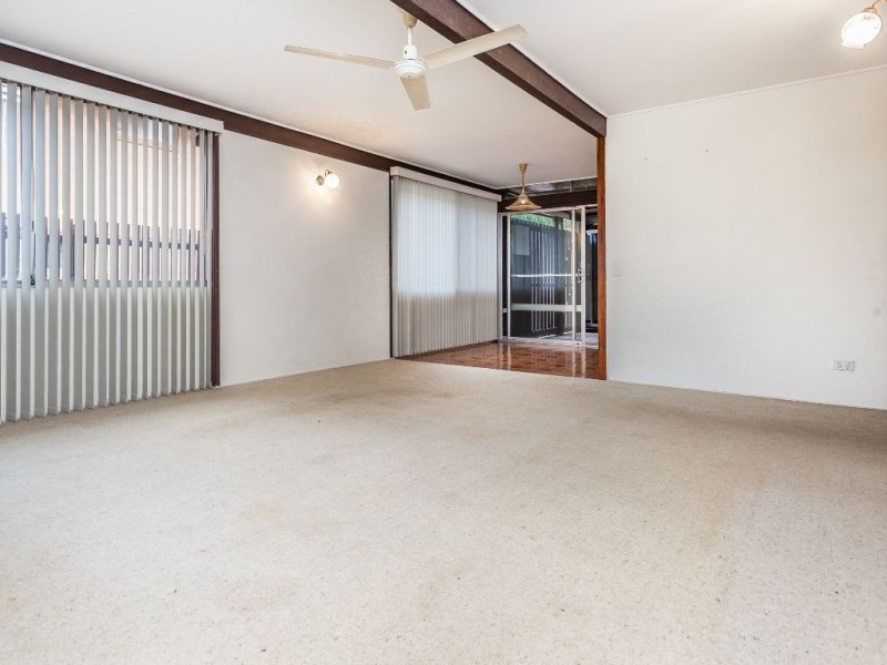 10 Patricia Street, Strathpine QLD 4500