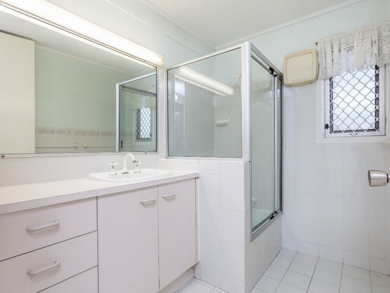 10 Patricia Street, Strathpine QLD 4500