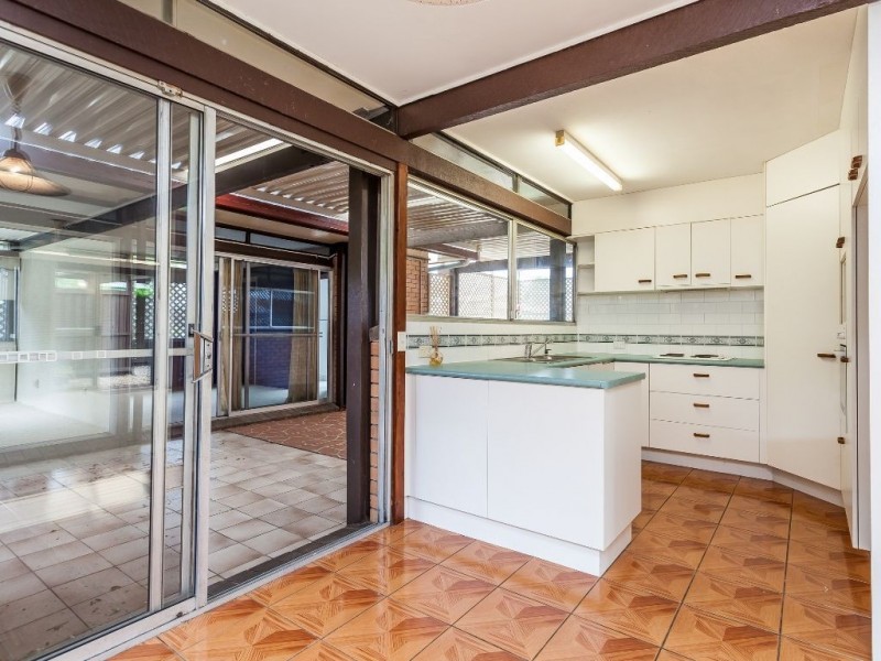 10 Patricia Street, Strathpine QLD 4500