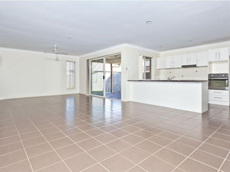 6 Montgomerie Parade, North Lakes QLD 4509