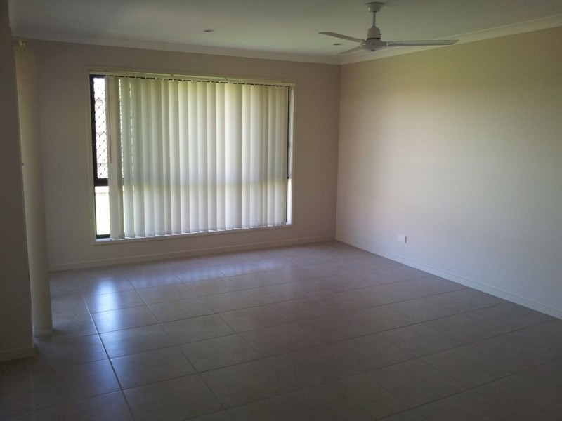 8 Portmarnock Street, North Lakes QLD 4509