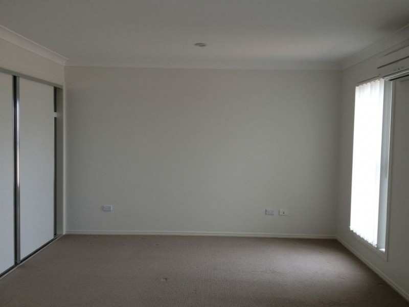 1/15 Highcliffe Crescent, North Lakes QLD 4509