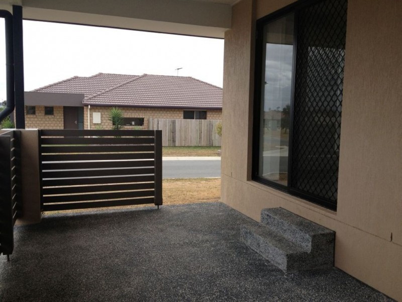 1/15 Highcliffe Crescent, North Lakes QLD 4509