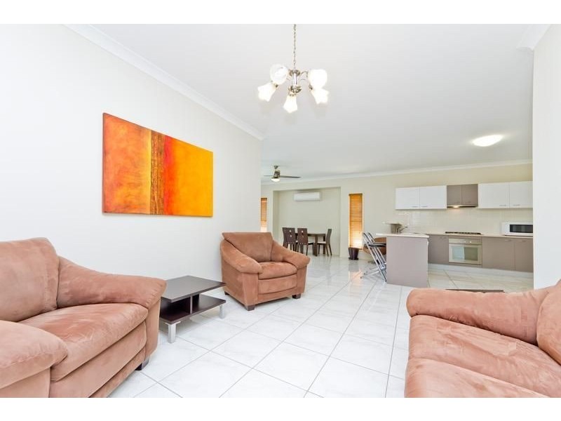 14 Wallaby Street, North Lakes QLD 4509