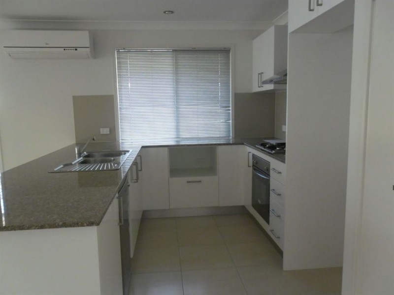 14 Mackintosh Drive, North Lakes QLD 4509