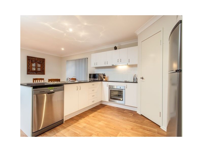 32 Mackintosh Drive, North Lakes QLD 4509