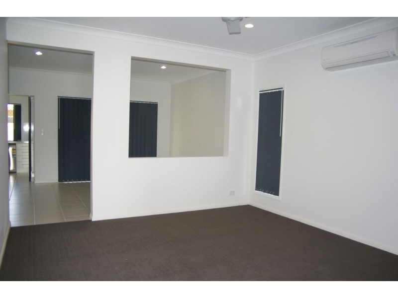 3/5 Kangaroo Street, North Lakes QLD 4509