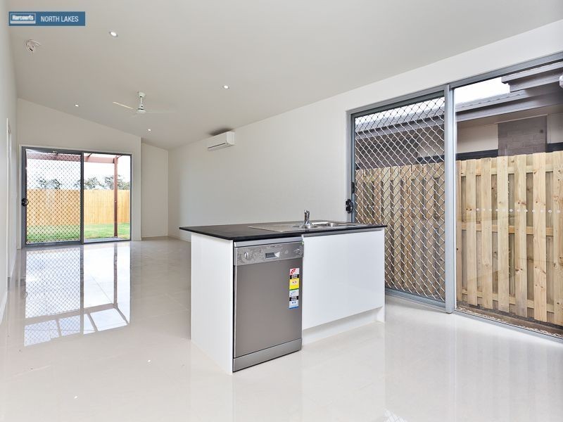 9 Manhattan Crescent, North Lakes QLD 4509
