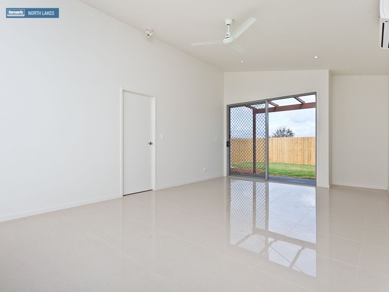 9 Manhattan Crescent, North Lakes QLD 4509