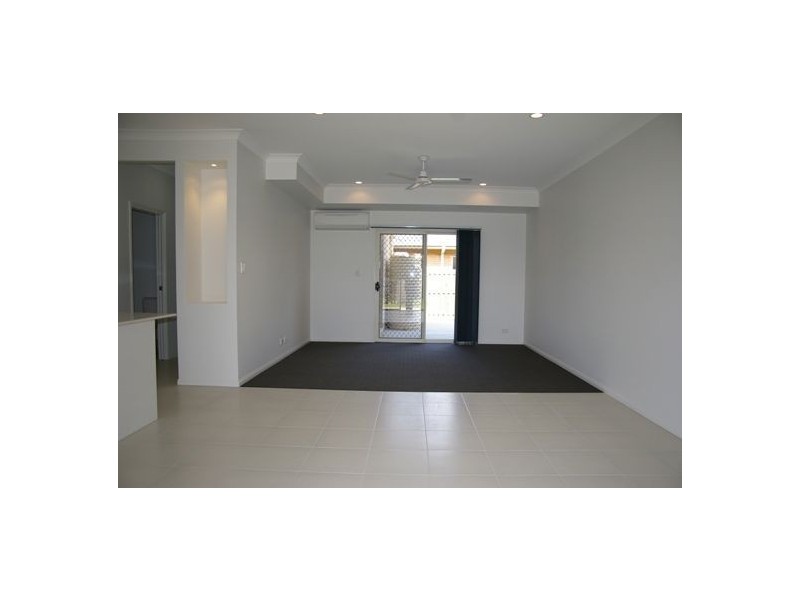 1/5 Kangaroo Street, North Lakes QLD 4509