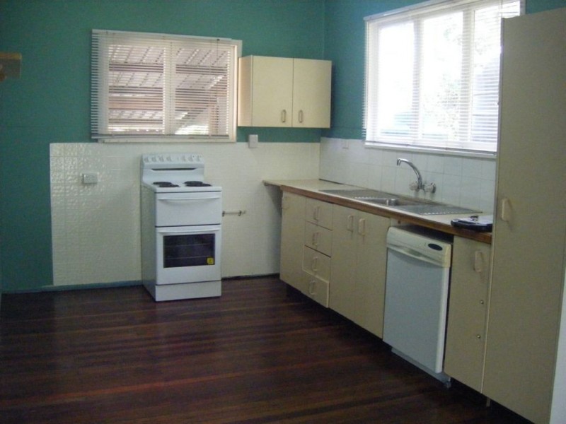 12 Kerr Road, North Lakes QLD 4509