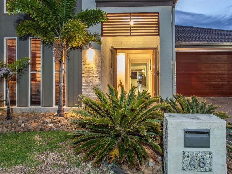48 Elkington Circuit, North Lakes QLD 4509