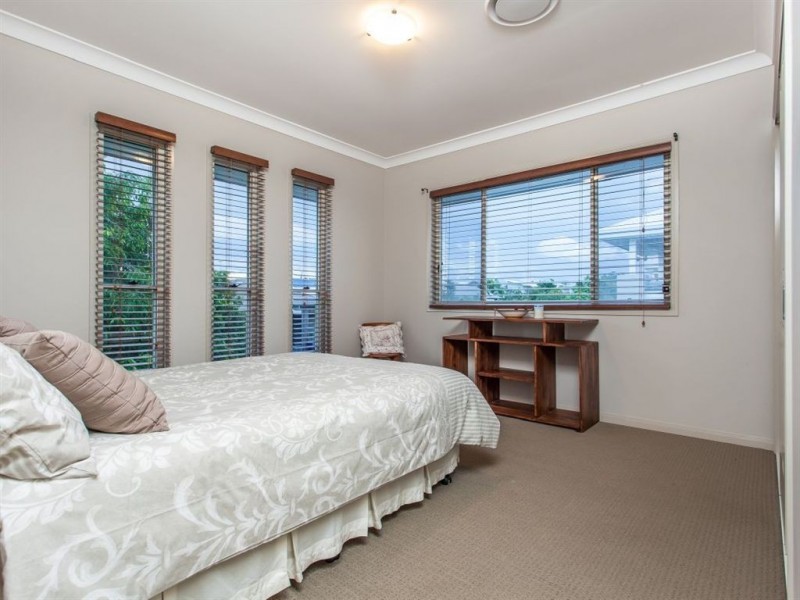 48 Elkington Circuit, North Lakes QLD 4509