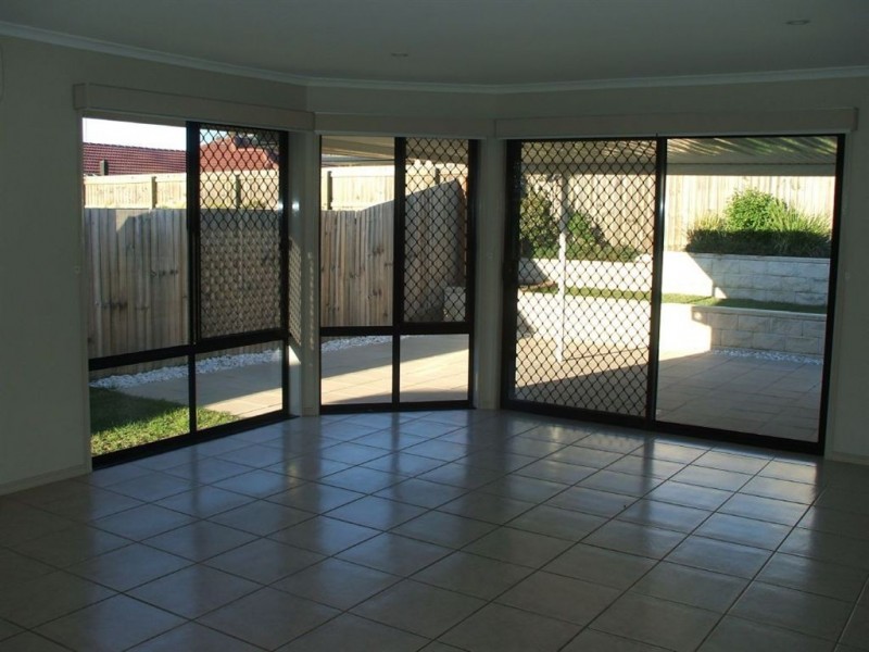 4 Conway Street, North Lakes QLD 4509