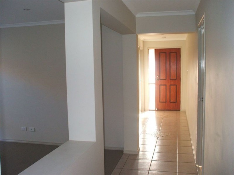 4 Conway Street, North Lakes QLD 4509