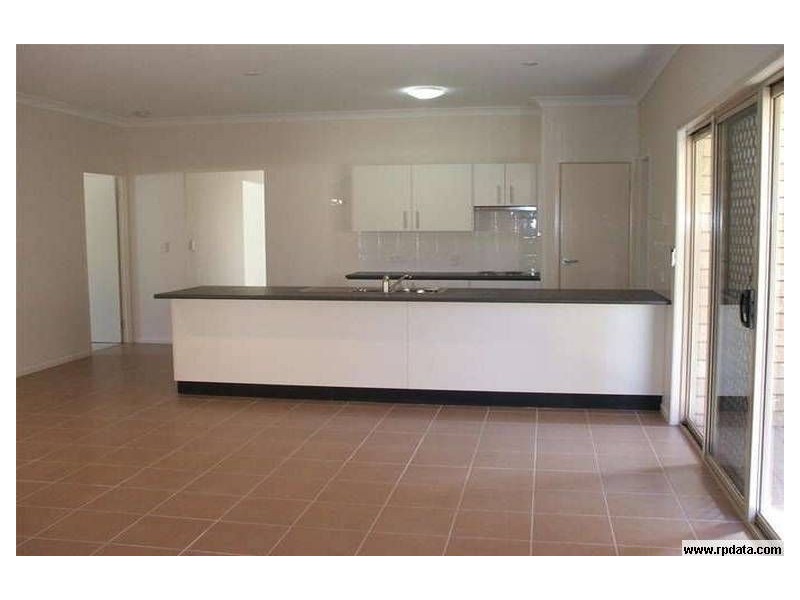 31 Echidna Parade, North Lakes QLD 4509