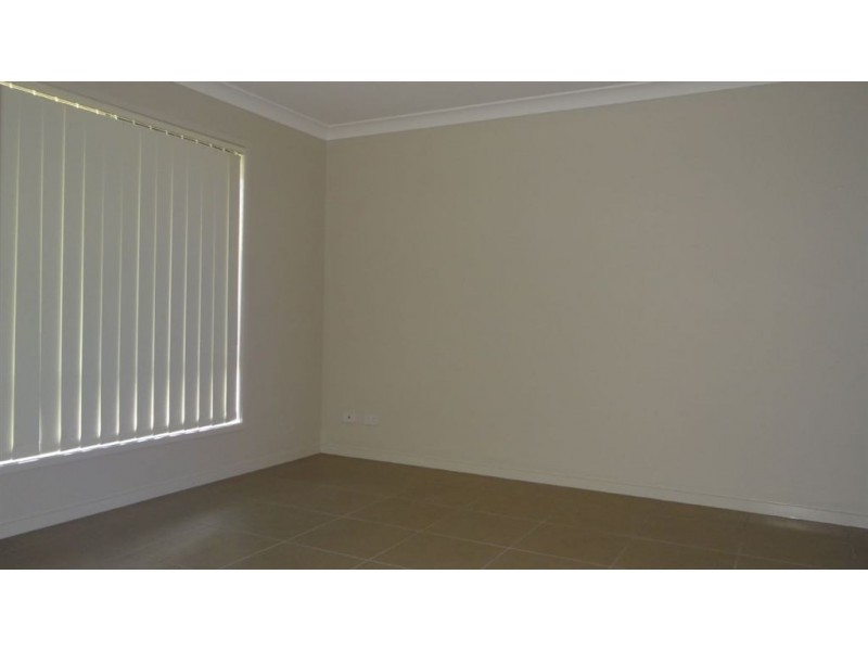 6 McIlwaith Street, North Lakes QLD 4509