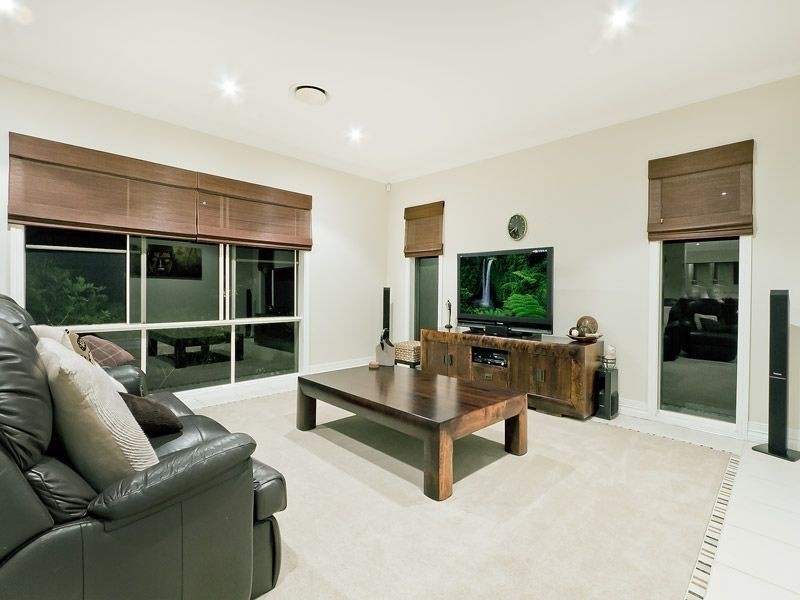 122 Copeland Drive, North Lakes QLD 4509