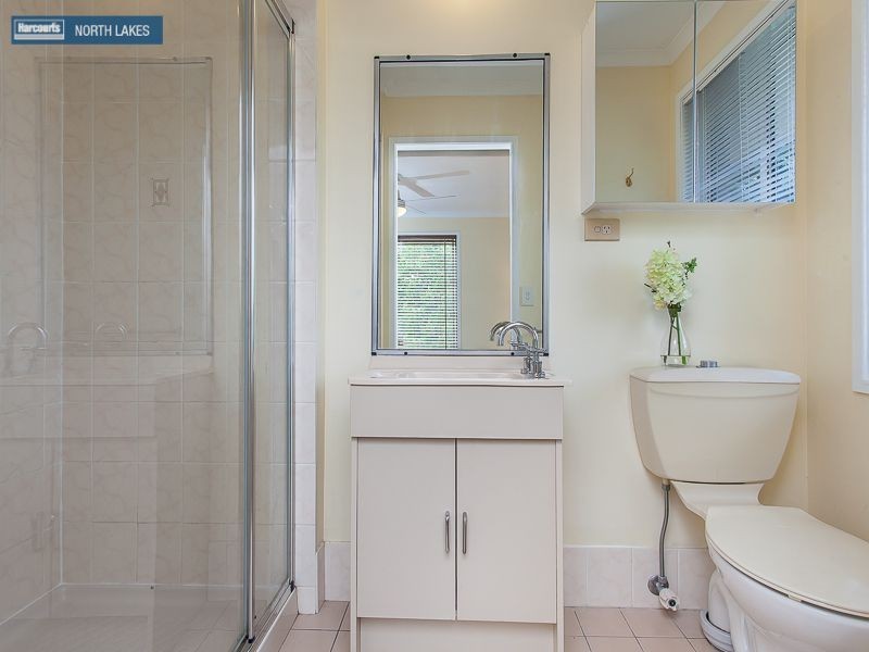 22 Cania Crescent, Petrie QLD 4502