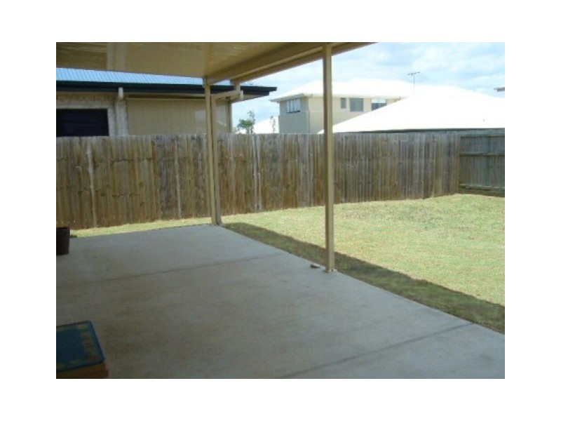 25 Kurrajong Street, North Lakes QLD 4509