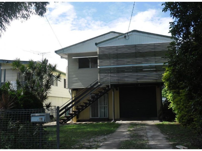 12 Ettie Street, Redcliffe QLD 4020