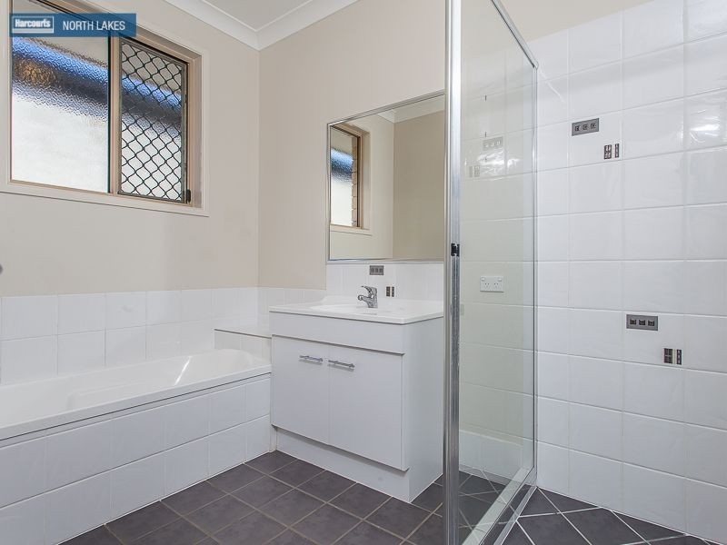 25 Kurrajong Street, North Lakes QLD 4509