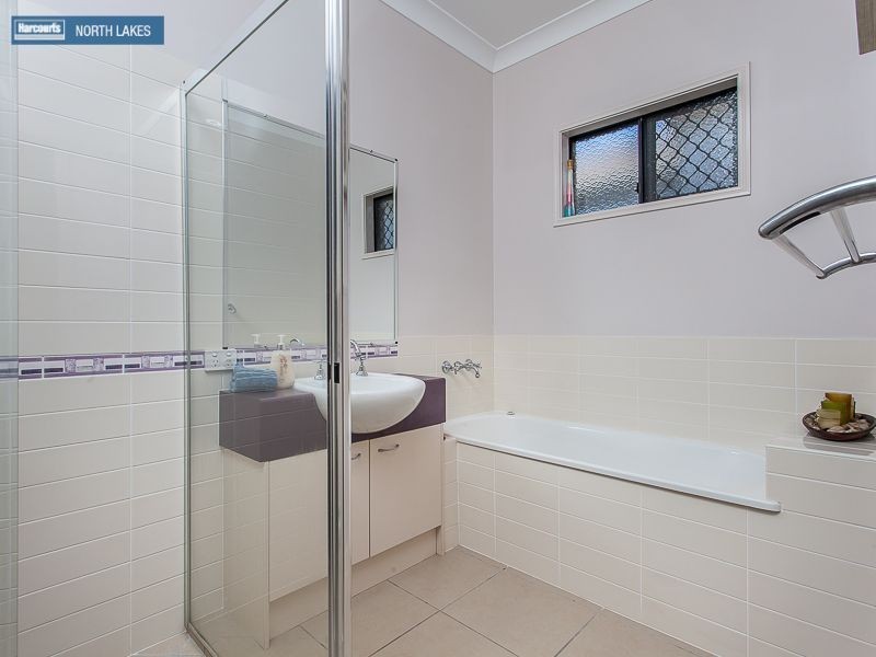 11 Silkyoak Court, North Lakes QLD 4509