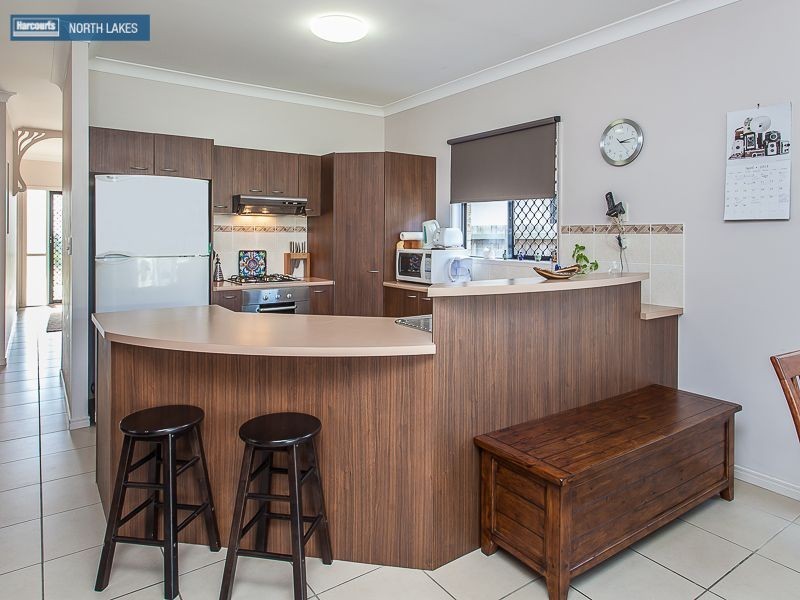 11 Silkyoak Court, North Lakes QLD 4509