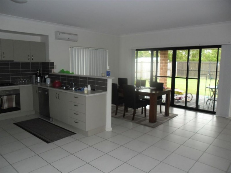 21 Dusky Street, North Lakes QLD 4509