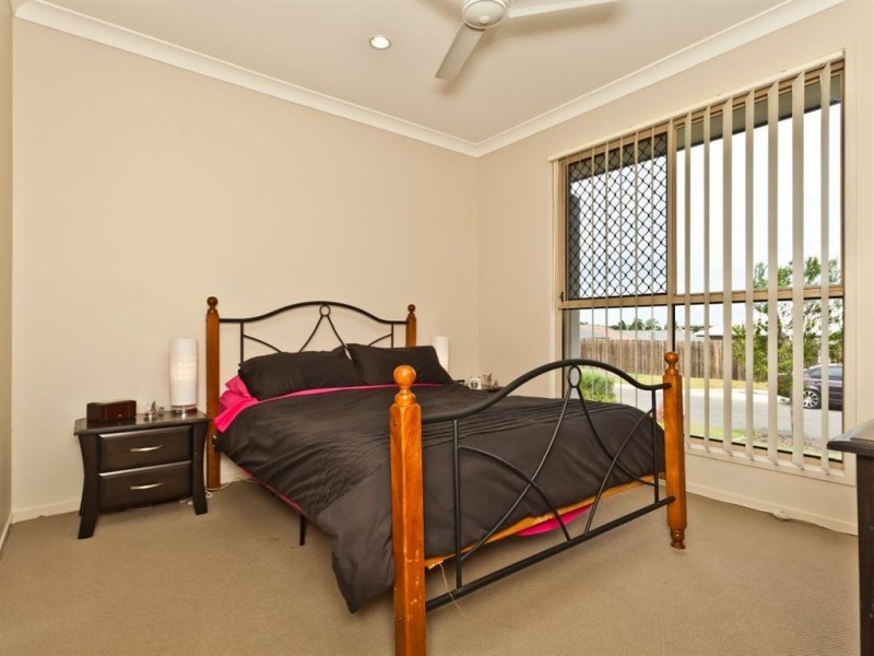 18 Player Street, North Lakes QLD 4509