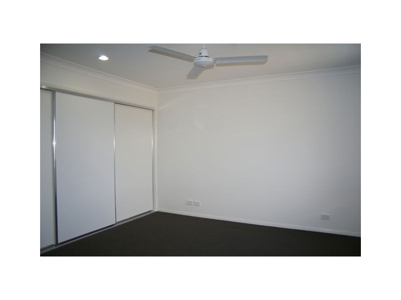 2/5 Kangaroo Street, North Lakes QLD 4509