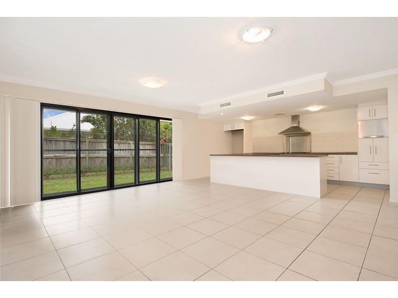 11 Riley Court, North Lakes QLD 4509