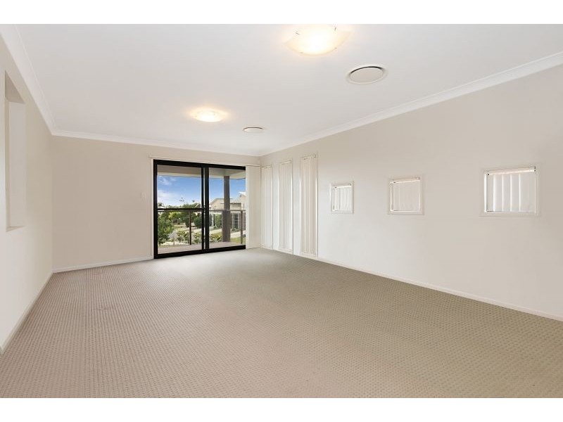 11 Riley Court, North Lakes QLD 4509