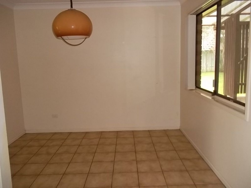 12 Valiant Crescent, Strathpine QLD 4500