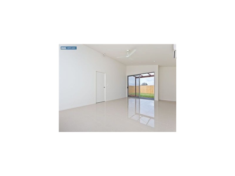 13 Manhattan cres, North Lakes QLD 4509