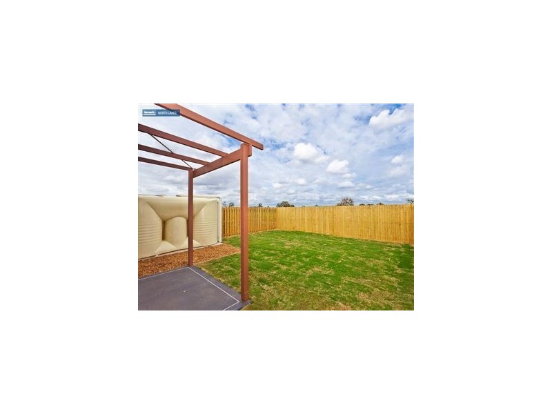 13 Manhattan cres, North Lakes QLD 4509