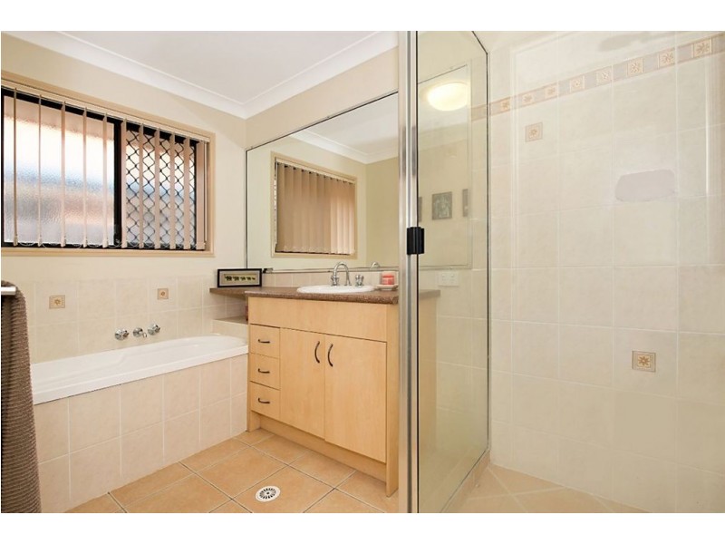 8 Dorrigo Court, North Lakes QLD 4509